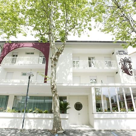 Hotel Le Lune Gatteo a Mare Exterior photo